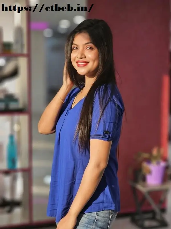 female escort Shimla profile